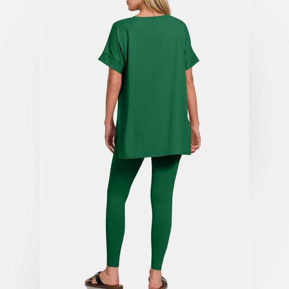 NWT Zenana PLUS + REG Size Green Short Sleeve Slit T-Shirt + Leggings Lounge Set - Picture 2 of 3